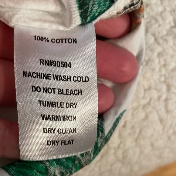 VSTR Premium Button Down Shirt Large - Picture 6 of 6